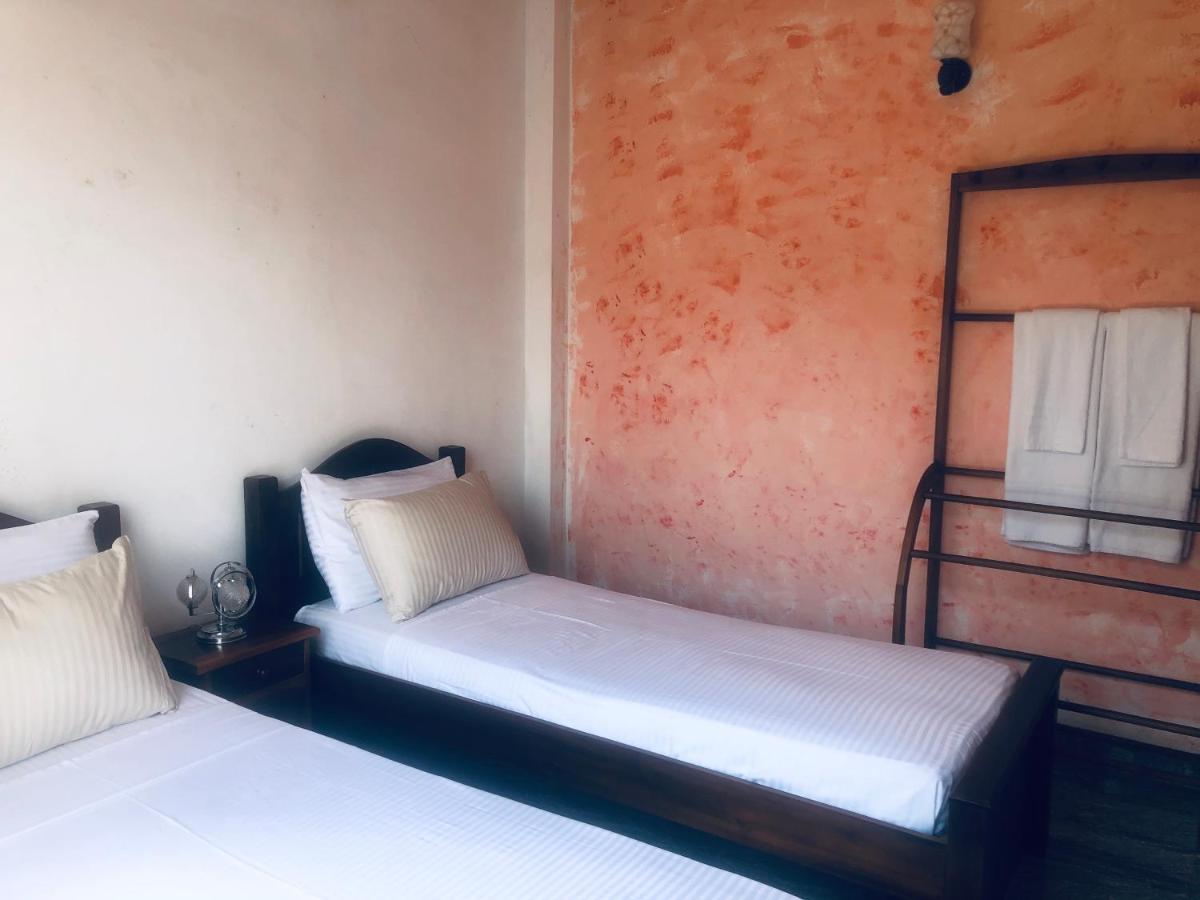 Fernando'S Inn Негомбо Экстерьер фото